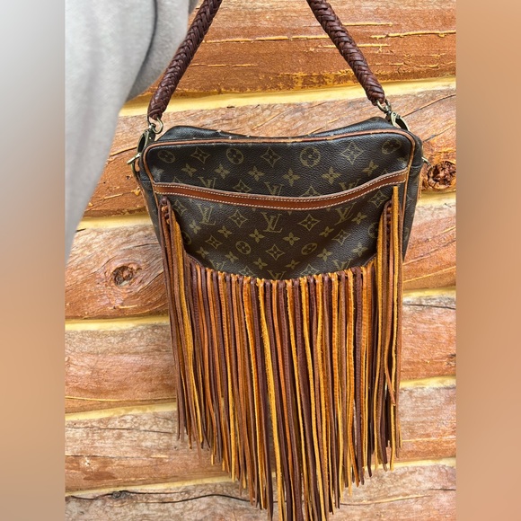 Vintage BoHo Authentic Louis Vuitton Fringe Crossbody - Picture 6 of 12